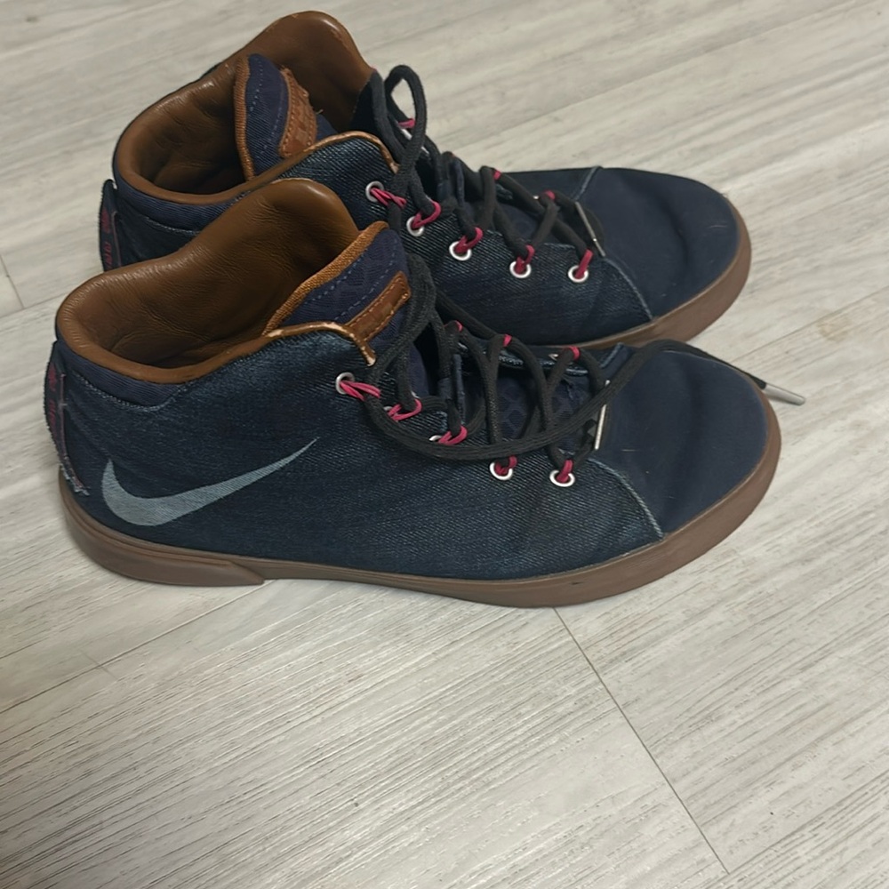 Nike LeBron 12 NSW
